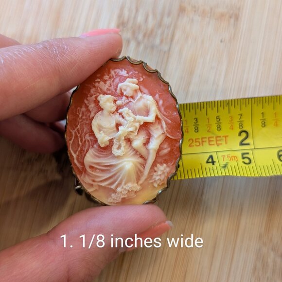 Vintage Historical Victorian Brooch - Picture 8 of 8